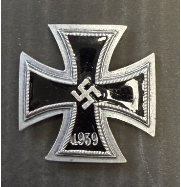 SPILLE, DISTINTIVI Z23