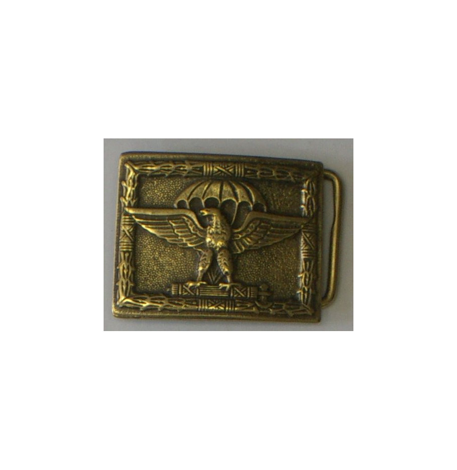 FIBBIE, CIONDOLI Q11